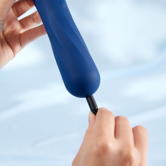 Вібромасажер Wand із гнучкою насадкою BeYourLover Titan, синій, 25 × 6,27 см Sex Aura | Зображення 5