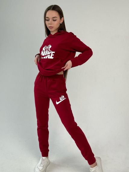 Жіночий спортивний костюм Nike