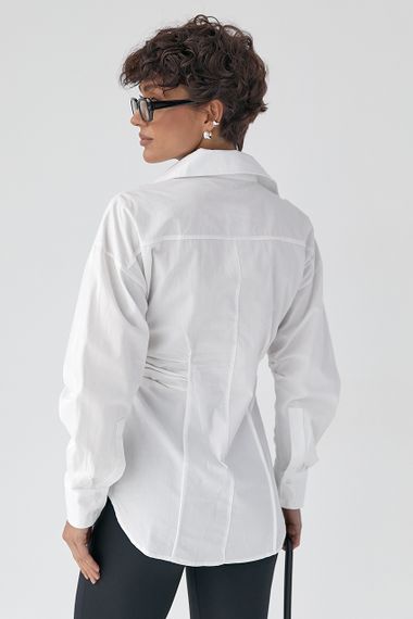 Класична однотонна сорочка з драпіруванням - молочний цвет, ONE SIZE (є розміри) | Зображення 1