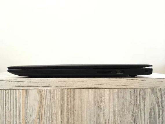 Ноутбук Dell Inspiron 3583 | 15,6"HD, touch/i5-8265U/8GB/256 GB SSD  Б/У | Зображення 3