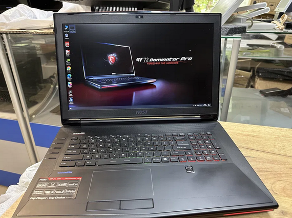 Ноутбук MSI Dominator Pro 17.3" FHD IPS i7 4710HQ/16GB/SSD+HDD/GTX 980M-8Gb Б/В
