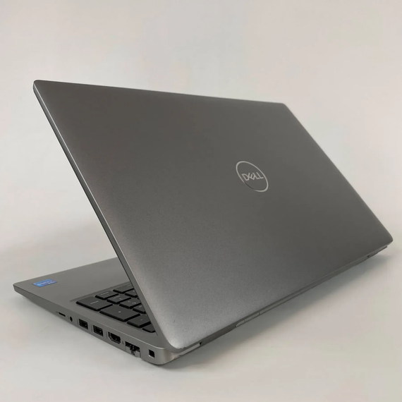 Ультрабук Dell Latitude 5520 / 15.6" (1920x1080) IPS / Intel Core i5-1135G7 (4 (8) ядра по 2.4 - 4.2 GHz) / 16 GB DDR4 / 256 GB SSD / Intel Iris Xe Graphics / HDMI / WebCam б/у + Подарок Беспроводная мышь / USB | Зображення 6