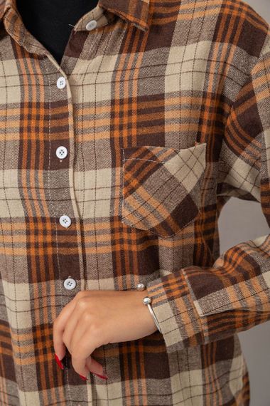 Сорочка жіноча в клітинку, колір коричневий, 244R1070-2 | Зображення 5