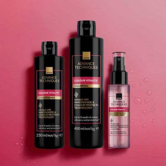 Набір для фарбованого волосся Avon «Сяйво кольору» (шампунь 400 мл + кондиціонер 250 мл + мультизахисний спрей 100 мл)