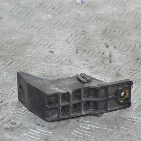 Кронштейн підсилювача заднього бампера Hyundai i30 2007-2012 Кріплення заднього бампера Хюндай ай30 866352L000 | Зображення 1