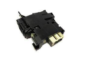 Замок люка стиральной машины Indesit C00111494
