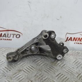 Кронштейн кріплення компресора кондиціонера 1.4 VTI Citroen C4 DS3 2009-2015 Кронштейн Сітроен ц4 V75807818001