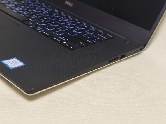 Мобильная рабочая станция Dell Precision 5530 / 15.6" (1920x1080) IPS / Intel Core i7-8750H (6 (12) ядер по 2.2 - 4.1 GHz) / 16 GB DDR4 / 256 GB SSD / nVidia Quadro P1000, 4 GB GDDR5, 128-bit / WebCam б/у | Зображення 5