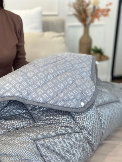 Ковдра євро стьобана всесезонна з холофайбера на кнопках Leri Max 21450 200х220 см сіра | Зображення 7