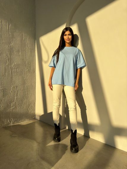 Женская футболка оверсайз трикотажная однотонная KV2024 цвет голубой, размер 42/52 onesize