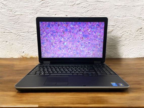 Ноутбук Б-класс Dell Latitude E6540 / 14" (1366x768) TN / Intel Core i5-4210M (2 (4) ядра по 2.6 - 3.2 GHz) / 8 GB DDR3 / 256 GB SSD / Intel HD Graphic 4600 / WebCam б/у | Зображення 1