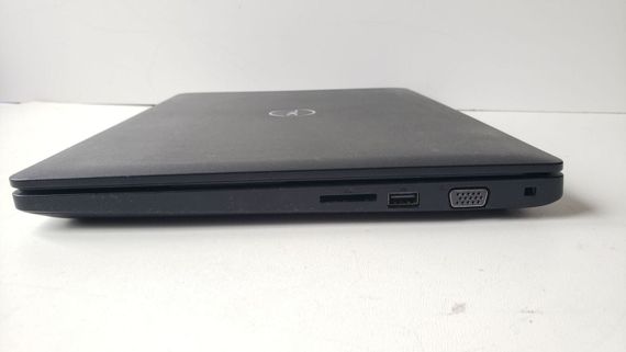 Ультрабук Dell Latitude 3480 / 14" (1920x1080) TN / Intel Core i5-6200U (2 (4) ядра по 2.3 - 2.8 GHz) / 8 GB DDR4 / 256 GB SSD / Intel HD Graphics 520 / WebCam б/в | Зображення 3