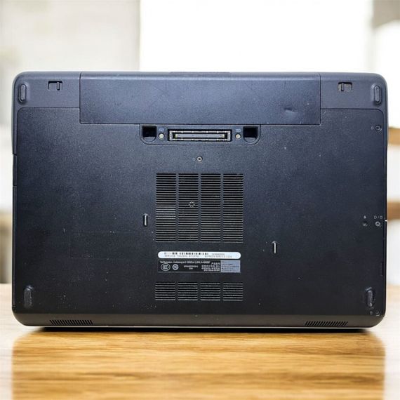 Ноутбук Б-класс Dell Latitude E6440 / 14" (1920x1080) TN / Intel Core i7-4610M (2 (4) ядра по 3.0 - 3.7 GHz) / 8 GB DDR3 / 120 GB SSD / Intel HD Graphics 4600 / WebCam б/у | Зображення 6