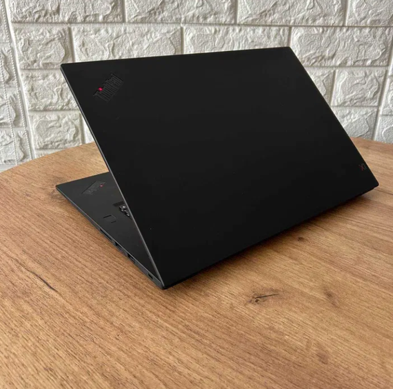 Ноутбук Lenovo ThinkPad X1 Extreme 15,6" i7 8850H 16Gb SSD 512Gb GTX 1050Ti Б/В | Зображення 1