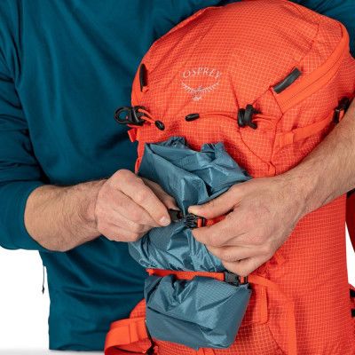 Рюкзак туристический Osprey Mutant 22 mars orange O/S (009.3110) | Зображення 1