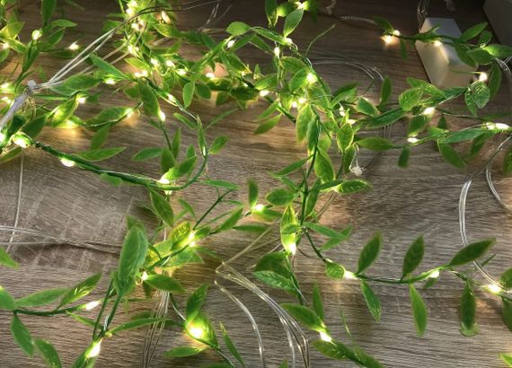 Новогодняя гирлянда 200 Led листьев плакучей ивы (Штора) на медной проволоке Мультицветная 3M*1M | Зображення 4