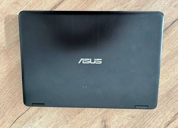 Ноутбук Сенсорний Asus Q303UA 13,3" HD i5 6200U 8Gb SSD 256Gb Б/У | Зображення 5