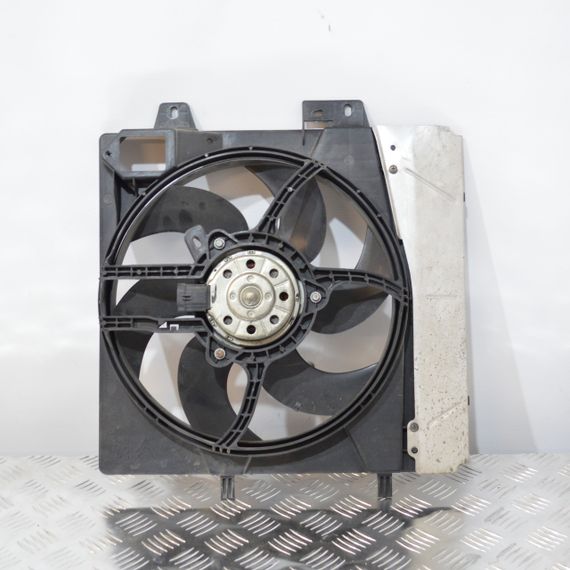 Вентилятор радіатора в зборі Peugeot 207 2006-2014 Вентилятор охолодження радіатора Пежо 207 9653804080 | Зображення 1