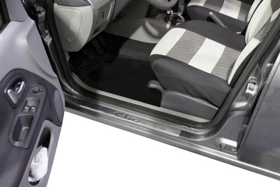 Накладки на пороги OmsaLine (4 шт., нерж.) для Renault Clio III 2005-2012 рр | Зображення 1