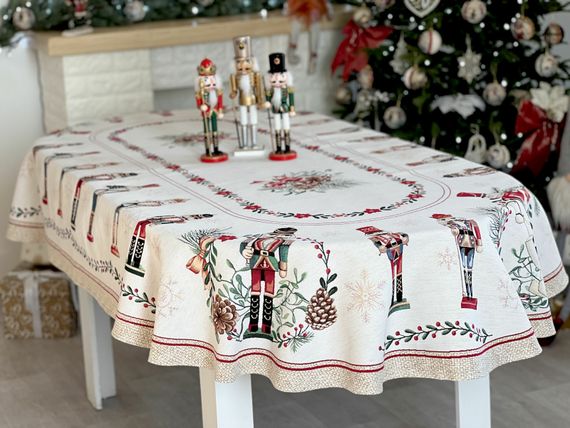 Скатертина гобеленова овальна CASCANUECES OVAL Limaso, 137х240, Овальна, Новорічний, З мікрофіброю + срібним люрексом, 65% поліестер, 30% бавовна, 5% люрекс, Гобелен | Зображення 4