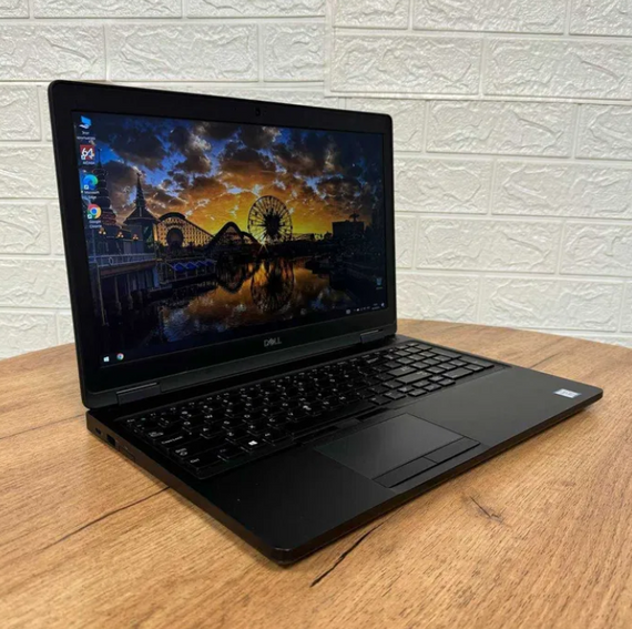 Ноутбук Dell Latitude 5590 FHD IPS i5 8250U 8Gb SSD 128Gb Б/В | Зображення 1