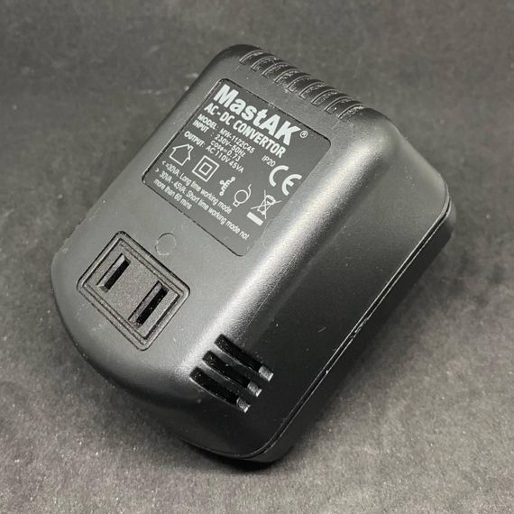 Преобразователь напряжения MW-1122C45 220v в 110v ( 45 Ватт ) | Зображення 3