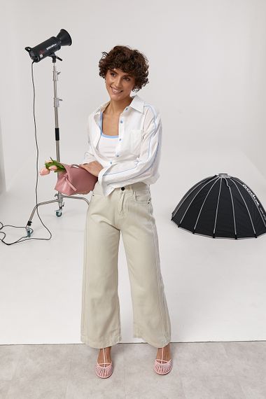 Класична сорочка з контрастними вставками в комплекті з майкою - молочний цвет, ONE SIZE (є розміри) | Зображення 2