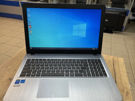 Ноутбук Asus X540L 15.6  HD intel core i3 5020U/4gb/1Tb HDD