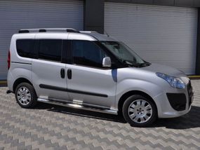 Бічні труби (2 шт., нерж.) 70мм, Стандартна база для Fiat Doblo III 2010-2022 рр