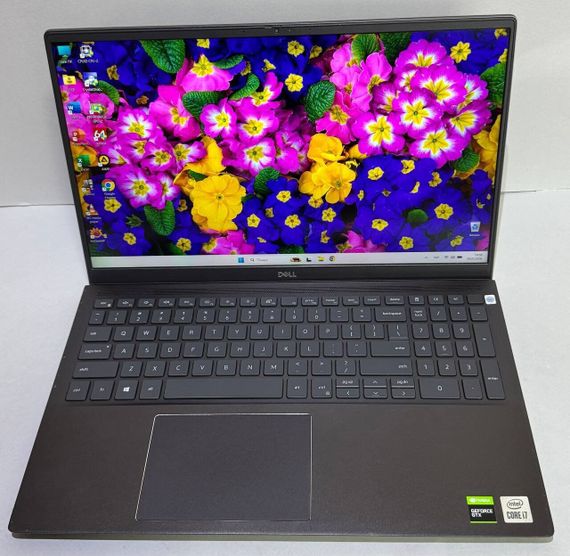 Ігровий ультрабук Dell Vostro 7500 / 15.6" (1920x1080) IPS / Intel Core i7-10750H (6 (12) ядер по 2.6 - 5.0 GHz) / 16 GB DDR4 / 256 GB SSD / nVidia GeForce GTX 1650, 4 GB GDDR6, 128-bit / WebCam б/в | Зображення 1