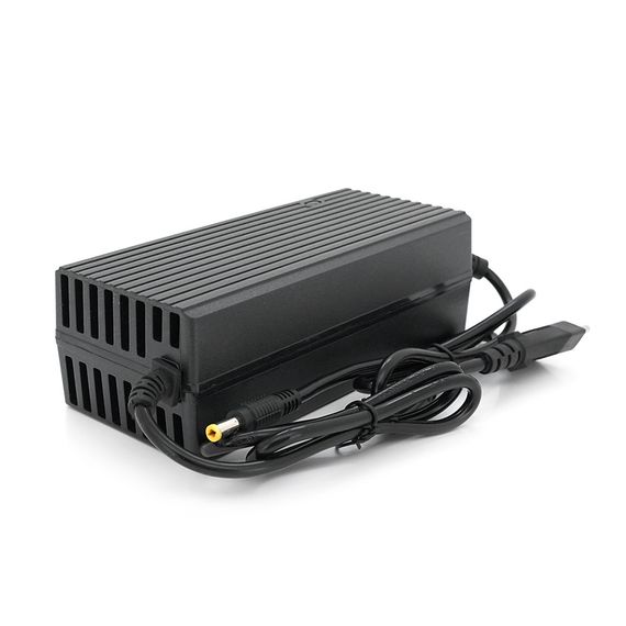 Зарядний пристрій Jinyi для акумуляторів LiFePo4 72V(87,6V),24S,3A,штекер 5.5*2.5,з індикацією,BOX