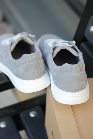 Кеди сірого кольору з м'якої замші 40 розмір | Зображення 1