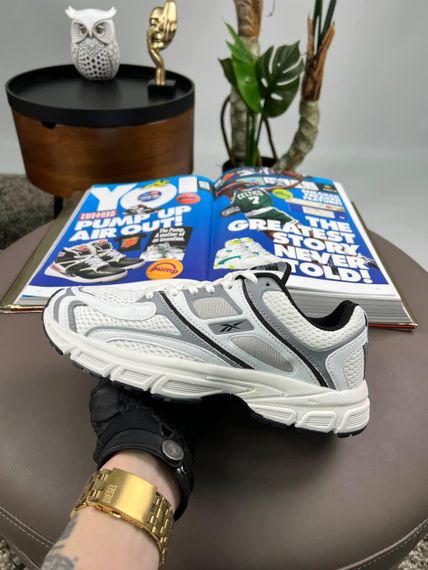 Чоловічі кросівки Re2ebok Premier Trinity KFS White Grey весна / літо / осінь A3790 43 27.5 см | Зображення 5