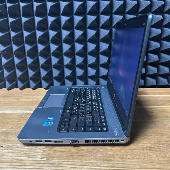 Ноутбук HP ProBook 640 G1 / 14" (1366x768) TN / Intel Core i5-4210M (2 (4) ядра по 2.6 - 3.2 GHz) / 8 GB DDR3 / 128 GB SSD / Intel HD Graphics 4600 / WebCam / DVD-ROM б/у | Зображення 3