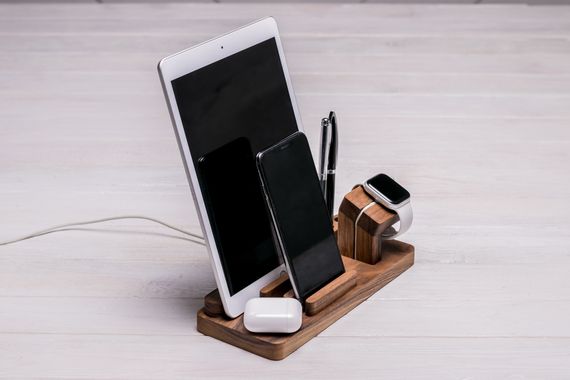 Подставка под гаджеты «iPhone Family» | Зображення 5