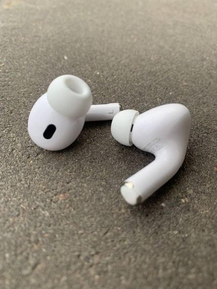 Бездротові навушники Apple AirPods PRO 2 Original series 1:1 з Шумозаглушенням 100% (USB-C) Білі | Зображення 6