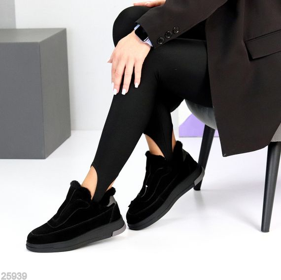 Стильные низкие черные зимние ботинки натуральная замша | Зображення 8