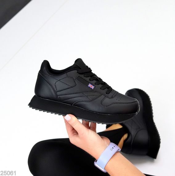 Стильні повсякденні чорні кросівки на шнурівці доступна ціна 39