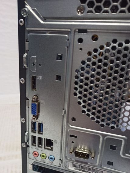 ПК Lenovo ThinkCentre E73 Tower / Intel Core i3-4170 (2 (4) ядра по 3.7 GHz) / 4 GB DDR3 / 500 GB HDD / Intel HD Graphics 4400 / DVD-RW б/в + Подарунок Флеш-накопичувач USB 64 GB | Зображення 2