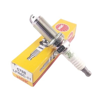 Свеча зажигания NGK 5788 LFR6C-11 | Зображення 1