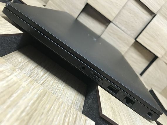 Ноутбук Б-класс Dell Latitude 7490 / 14" (1920x1080) IPS / Intel Core i5-8350U (4 (8) ядра по 1.7-3.6 GHz) / 8 GB DDR4 / 256 GB SSD M.2 / UHD Graphics 620 / WebCam / USB 3.1 / HDMI б/у | Зображення 9