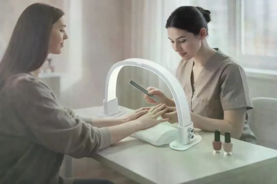 Настільна LED лампа F-686 біла для салону краси | Зображення 2