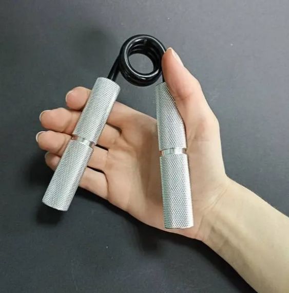 Еспандер-ножиці алюмінієвий PowerPlay 4322 (45 кг) Hand Grip Срібний (PP_4322_45kg) | Зображення 4