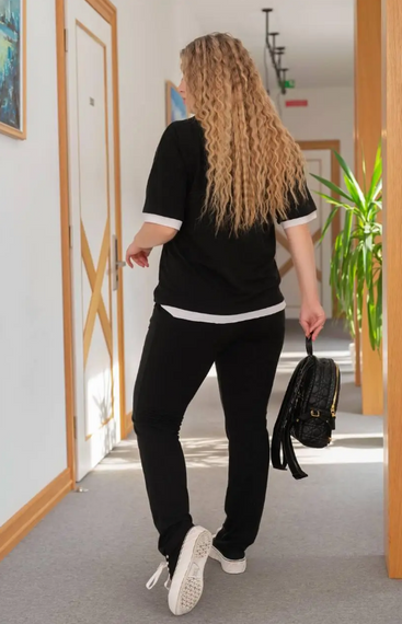 Женский летний спортивный прогулочный костюм футболка + штаны GF07925 размер 42/44, цвет черный | Зображення 2