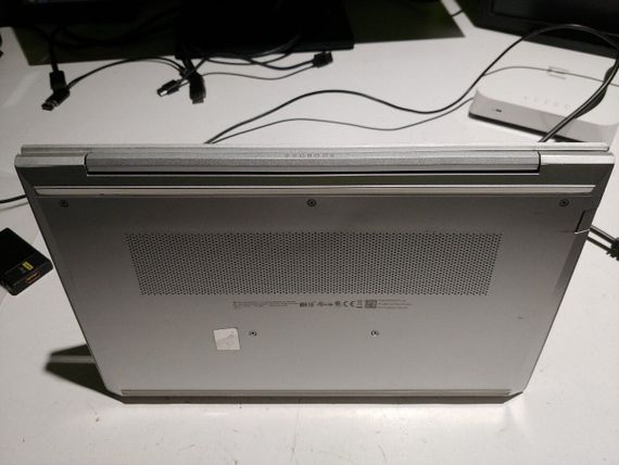 Ультрабук Б-класс HP ProBook 445 G9 / 14" (1920x1080) IPS / AMD Ryzen 5 5625U (6 (12) ядер по 2.3 - 4.3 GHz) / 16 GB DDR4 / 256 GB SSD / AMD Radeon Vega 7 Graphics / WebCam / TouchID б/у | Зображення 5