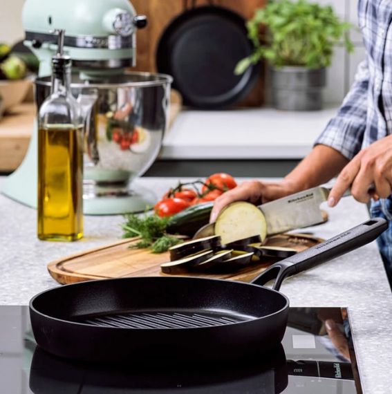 Сковорода гриль KitchenAid СFA СС005681-001 28 см чорна | Зображення 2