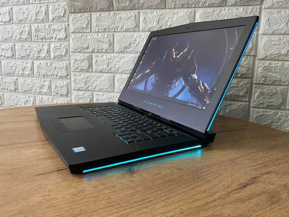 Ноутбук Alienware 15 R3 15.6"FHD/IPS/i7 7700HQ/16Gb/SSD512NVMe/GTX1070-8Gb | Зображення 1