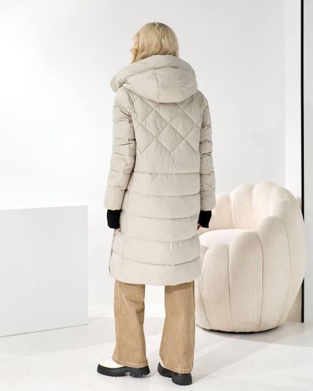 Пуховик бежевий жіночий теплий та довгий | Зображення 9