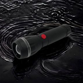 Ліхтар ручний металевий, Пило-вологозахищений ліхтарик, Ліхтар з регулюванням променя QO-60