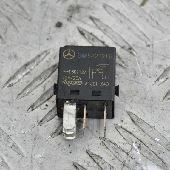 Реле поворотів Mercedes W168 W203 W211 W251 Реле покажчиків поворотів Мерседес в168 в203 в211 в251 0025421219